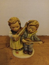 Goebel Hummel Figurine " HAPPY DAYS" 150 2/0 63 GERMANY