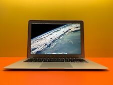 Apple MacBook Air 11 inch Laptop / 1.3GHz Core i5 / 256GB SSD / BIG SUR / MAX
