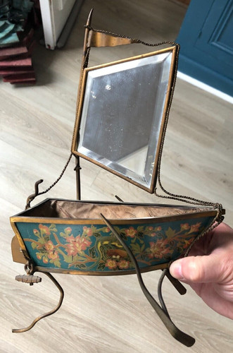 Ancien nécessaire toilettes - ancien,
