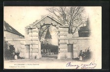 Old postcard Villeniard, entrance door 