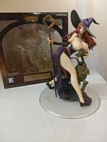 Figurine sorceress - figurine,
