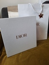 Boite Dior avec une petite