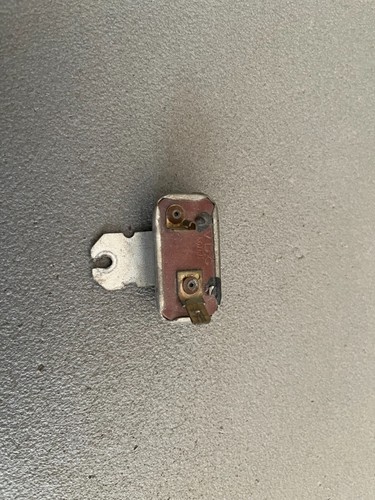 Pièce voiture ancienne - pièce,