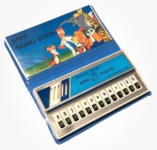 VINTAGE ELECTRON ECHO 80's MINI PIANO SONG BOOK; WORKING CONDITION