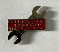 91 - Pin's RARE SELF GARAGE CONRAD FLAT KEY TOOL