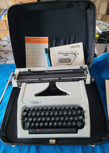Vintage machine ecrire - vintage,
