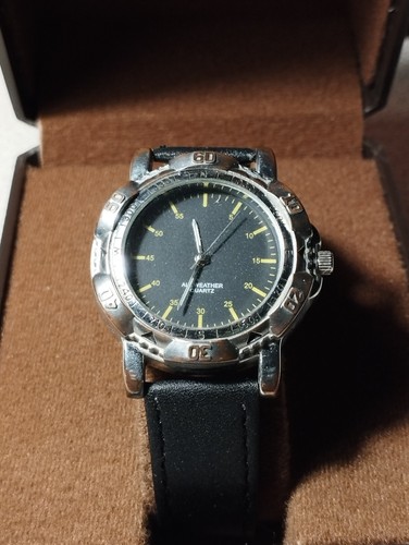 Montre quartz pile incluse - ef,