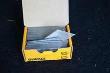 Boites de 2500 Clous pour cloueuse - Marque Dewalt