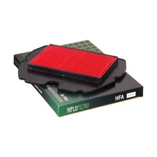 UN FILTRE A AIR HONDA CBR 600