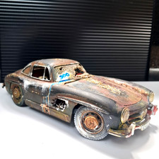 1/18 RARE mercedes bens UNIQUE