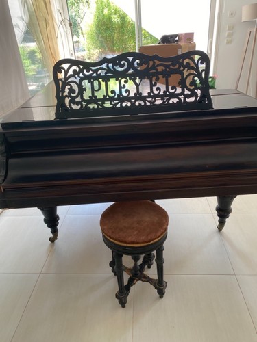 Piano demi queue pleyel noir - queue,