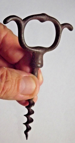 Ancien tire bouchon - 1),