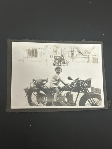 Photo moto ancienne - moto,