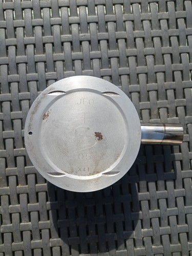 Piston nissan gtr r35 - nissan, oem