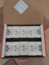 Legrand 077101 Boite De 10 Prises 2P+T 16A Mosaic45 clipsage goulotte DLP