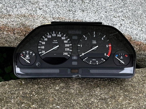 Instrument cluster bmw e34 - instrument,