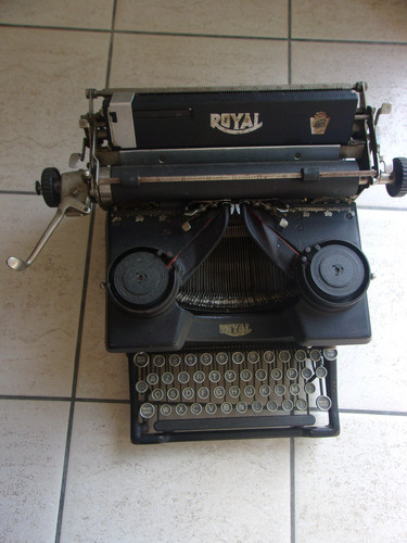 Machine écrire ancienne - à,
