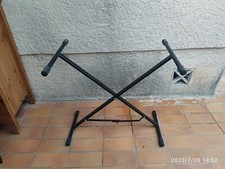 Support pour clavier synthétiseur