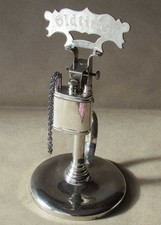 OLD GLOSSY NICKELED BRASS TABLE PETROL CIGARETTE LIGHTER OLDTIMER / FUNCTIONAL