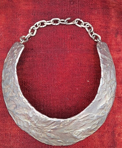 Collier torque par biche - torque,