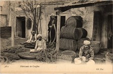 Old postcard AK TUNISIA manufacturers of cuffins (1316187)
