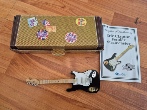 Atlas eric clapton - clapton, fender