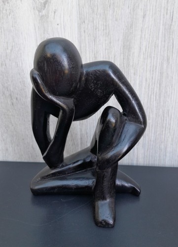 Penseur sculpture ajourée - le,
