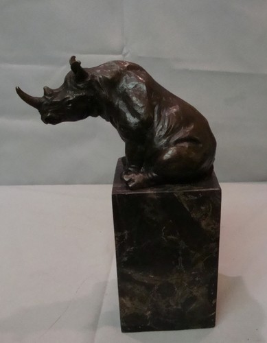 Statue sculpture rhinoceros - sculpture,