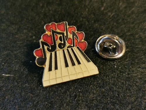 Pin piano instrument musique - pin's,