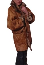 Manteau en daim et fourrure