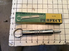 Allume-gaz electrique PERFECT #1190 w box, not sure what this is?? corrusion 