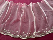 Voile, Mantille en Dentelle