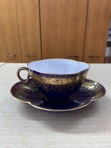 Ancien déjeuner une tasse - ancien, +