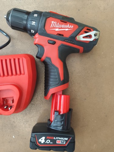 Visseuse sans fil milwaukee - sans,