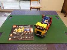 Lego technic 42024 camion container service