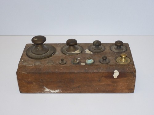 Ancienne boite poids pour - boite, de