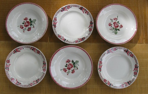 Anciennes assiettes creuses - anciennes,