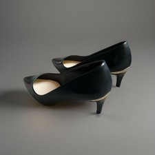 Liz Claiborne Flex Form Gracie Pointed Toe Black Pumps, Size 7 M Memory Foam