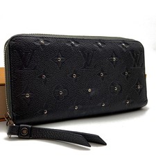 Excellent condition Louis Vuitton Empreinte Zippy Wallet Studs Platine
