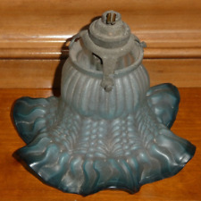 ANCIENNE TULIPE EN VERRE BLEU