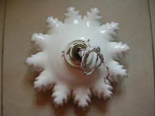 Ancien abat jour corolle