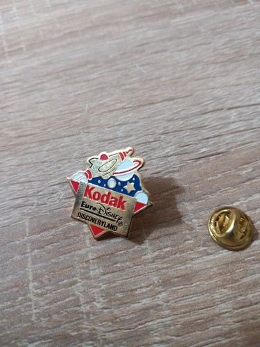 Pin kodak partenaire - pin's,