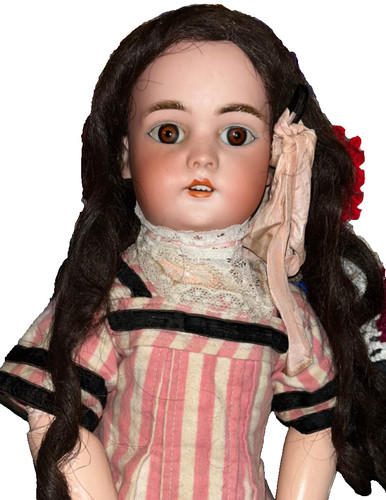 Ravissante poupée bébé - ravissante,