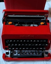 Machine à écrire Olivetti