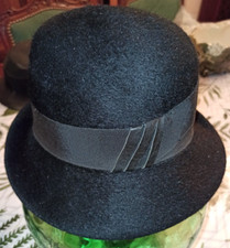 OLD HATS beautiful FELT WOMEN year 30