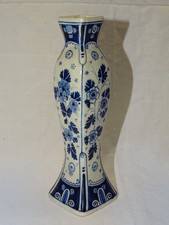 -JOLI ANCIEN PETIT VASE