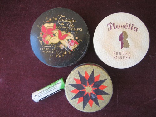 Anciennes boîtes à poudre - boîtes,