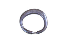 Très ancien anneau en fer