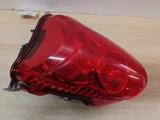 UN FEU ARRIERE ORIGINE  SUZUKI