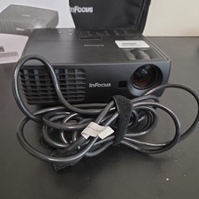 InFocus IN1112A DLP Projector no remote TESTED